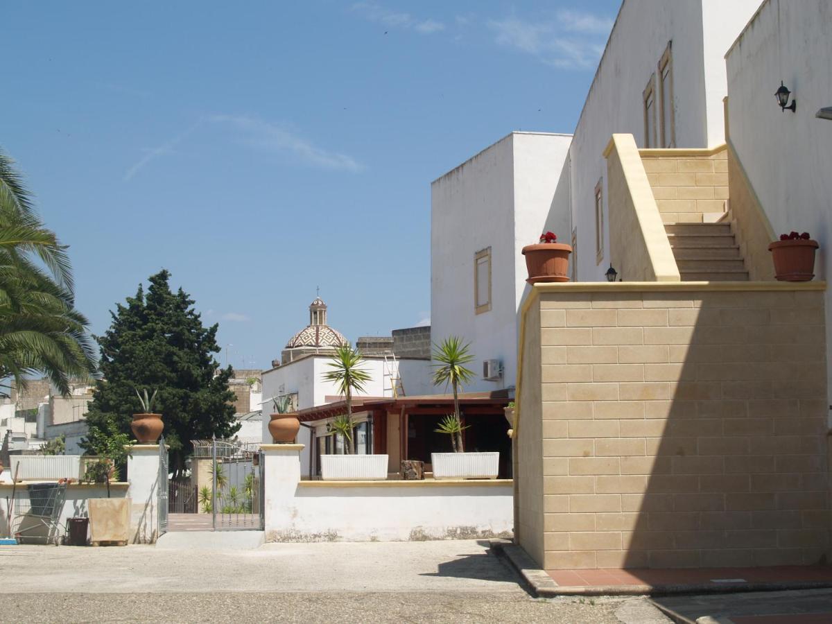 Sogni D'Oro Bed & Breakfast Grottaglie Bagian luar foto