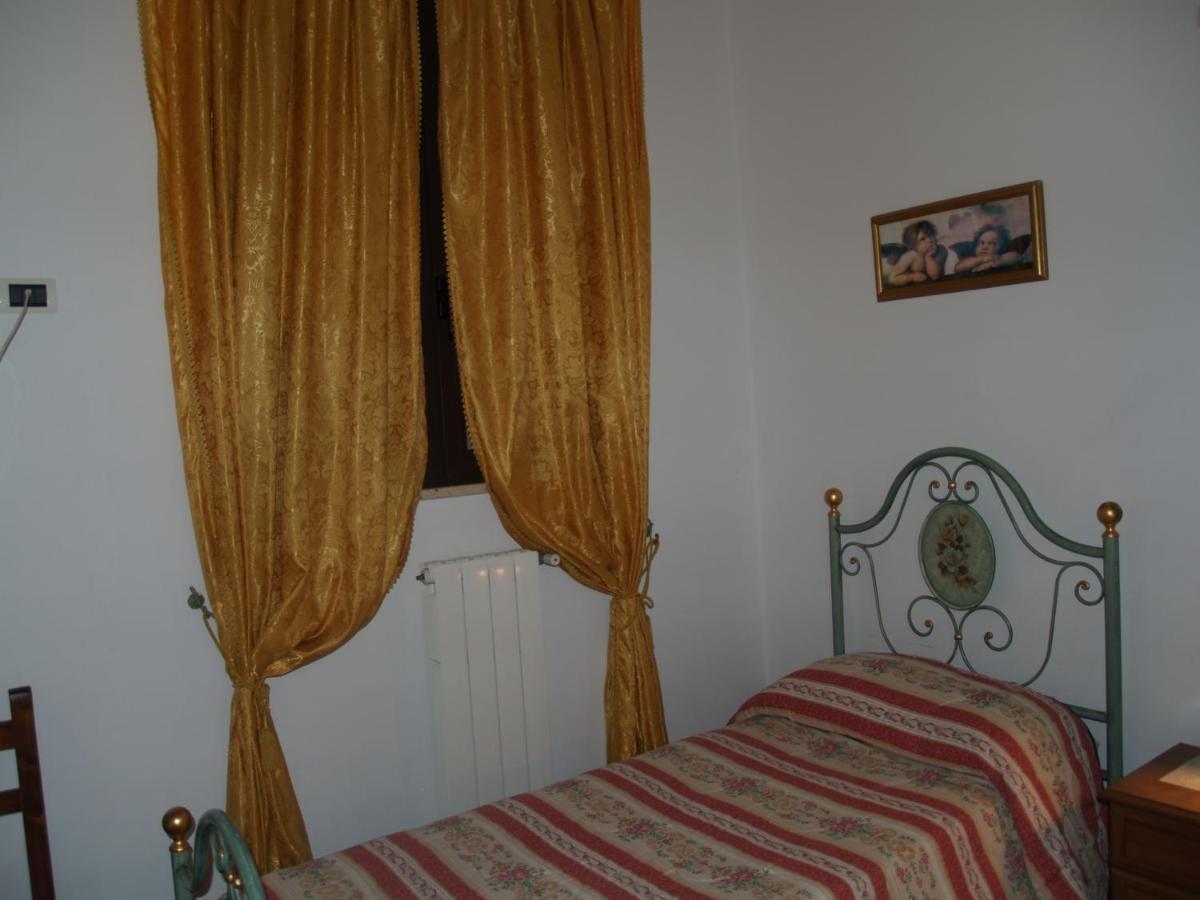 Sogni D'Oro Bed & Breakfast Grottaglie Bagian luar foto