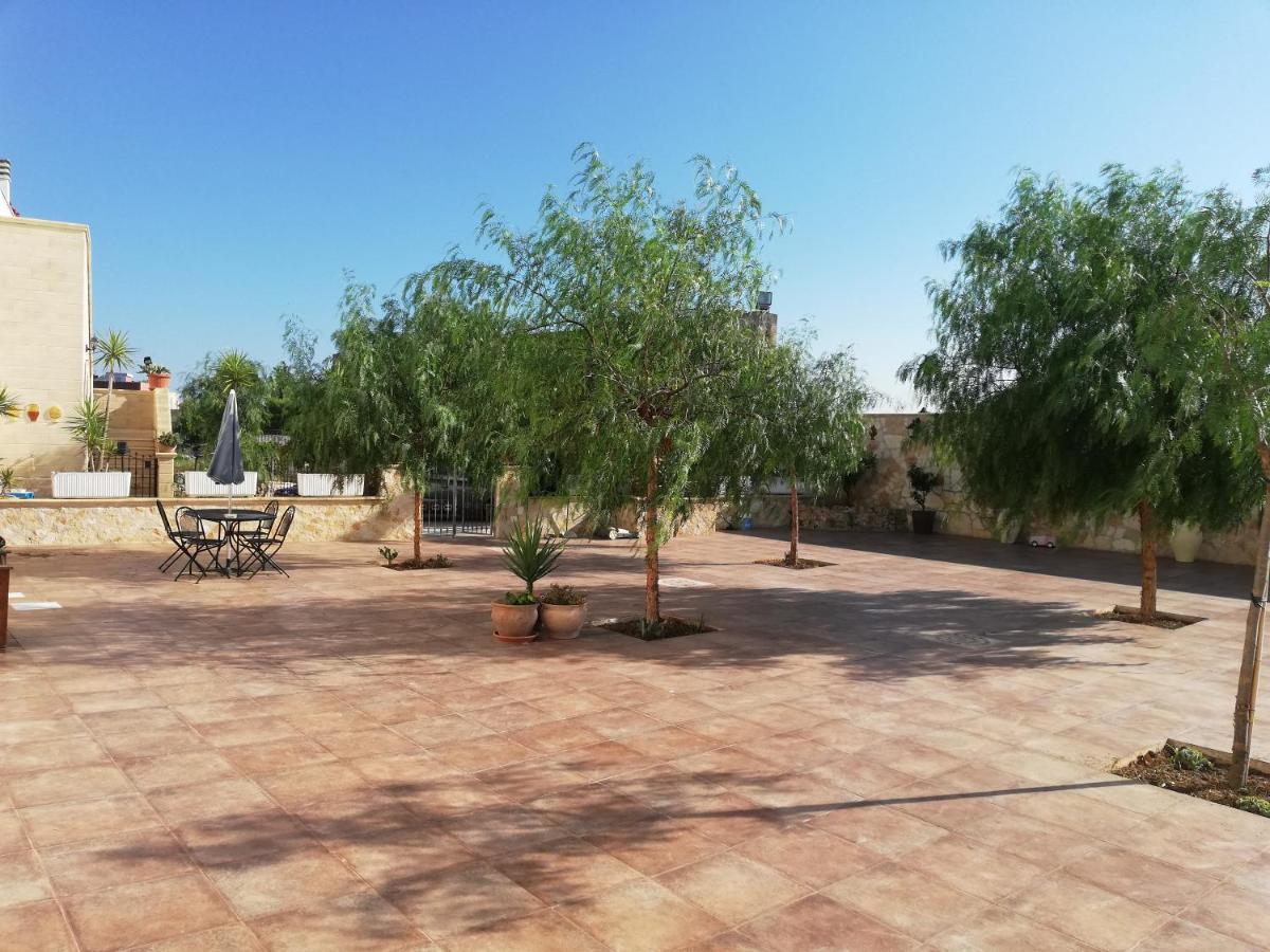 Sogni D'Oro Bed & Breakfast Grottaglie Bagian luar foto