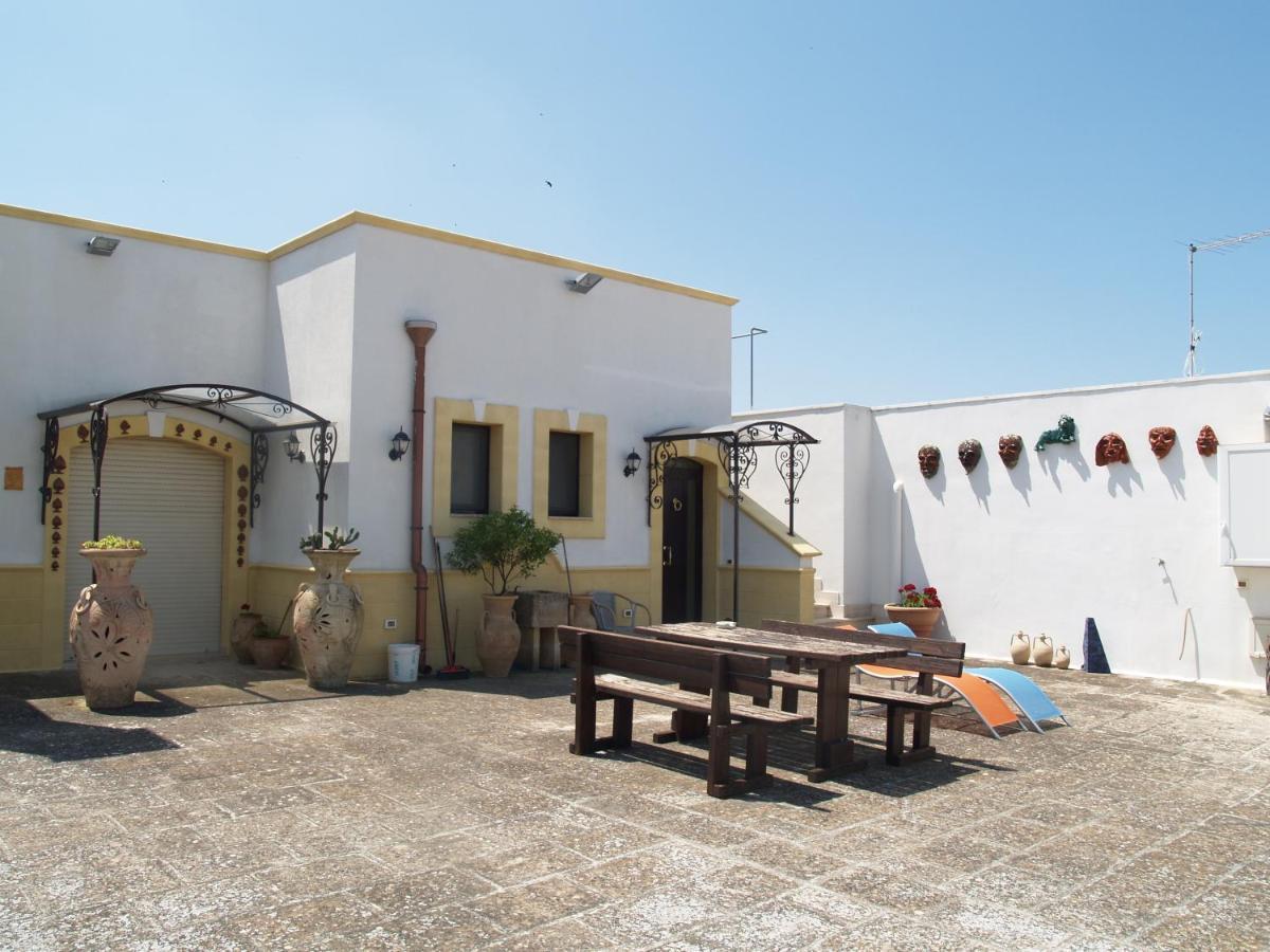 Sogni D'Oro Bed & Breakfast Grottaglie Bagian luar foto