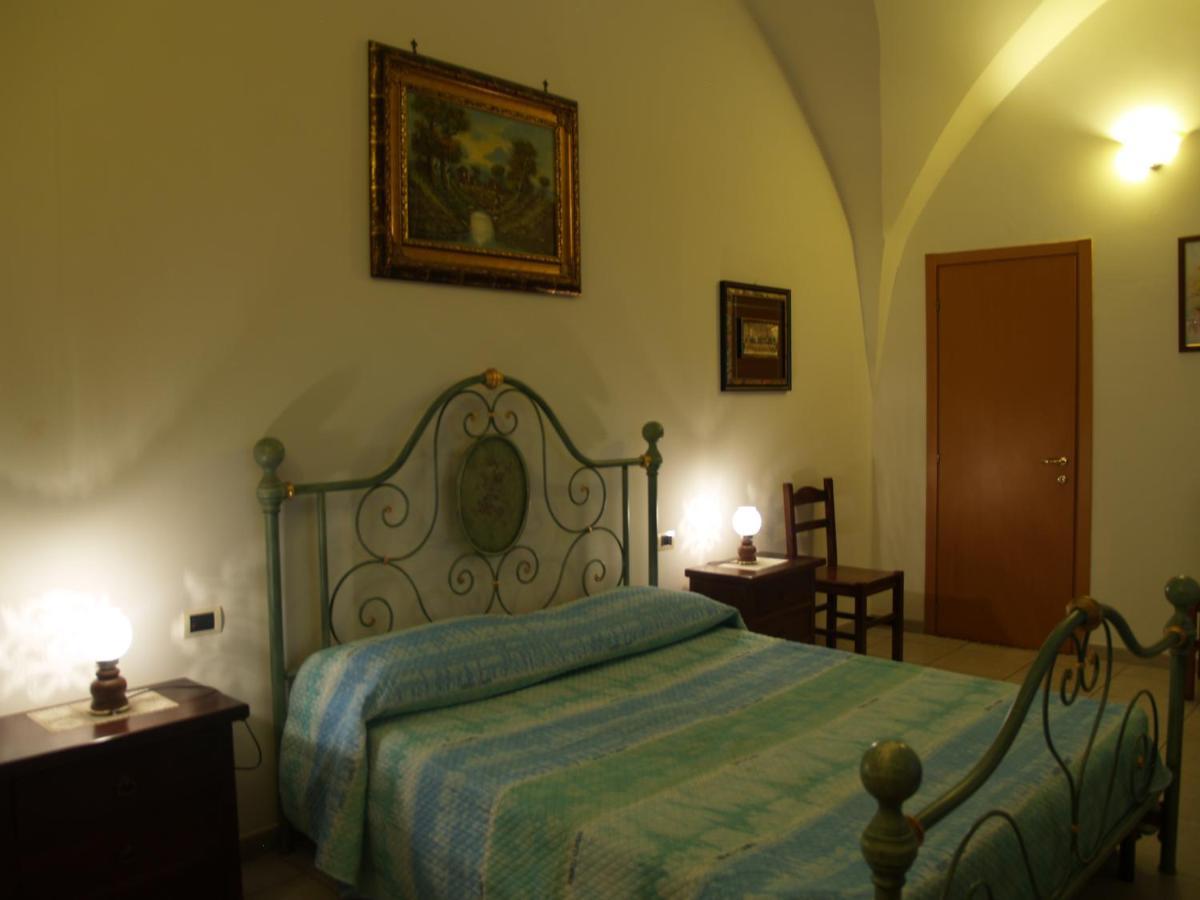 Sogni D'Oro Bed & Breakfast Grottaglie Bagian luar foto