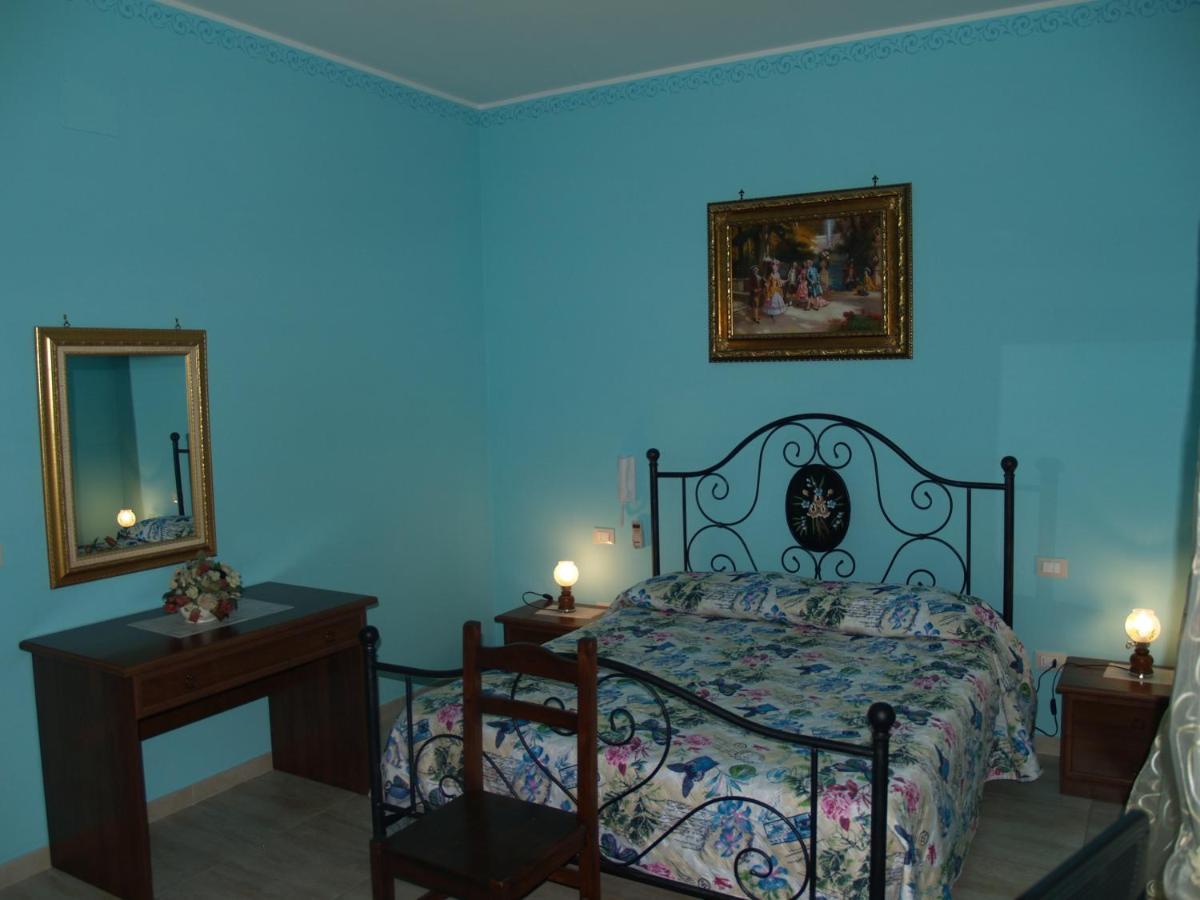 Sogni D'Oro Bed & Breakfast Grottaglie Bagian luar foto
