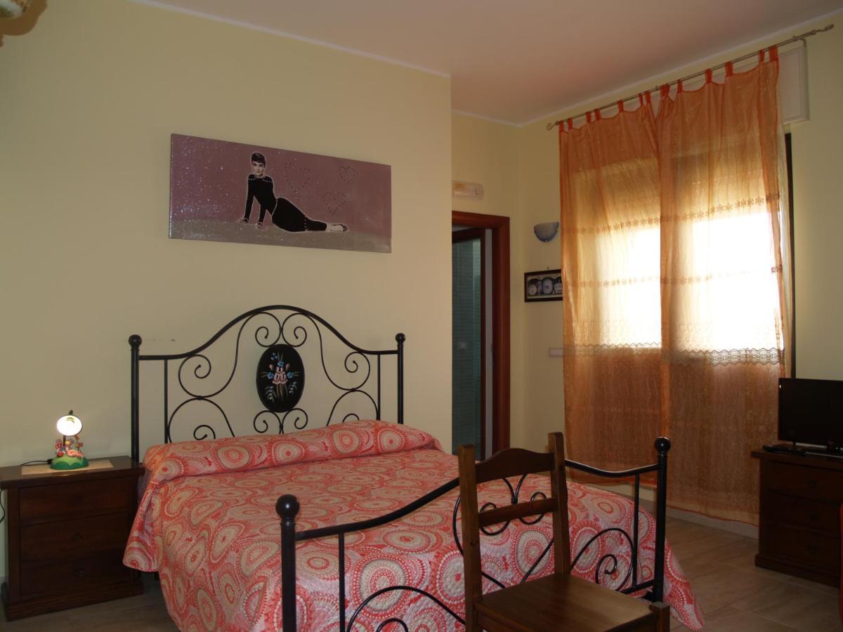 Sogni D'Oro Bed & Breakfast Grottaglie Bagian luar foto