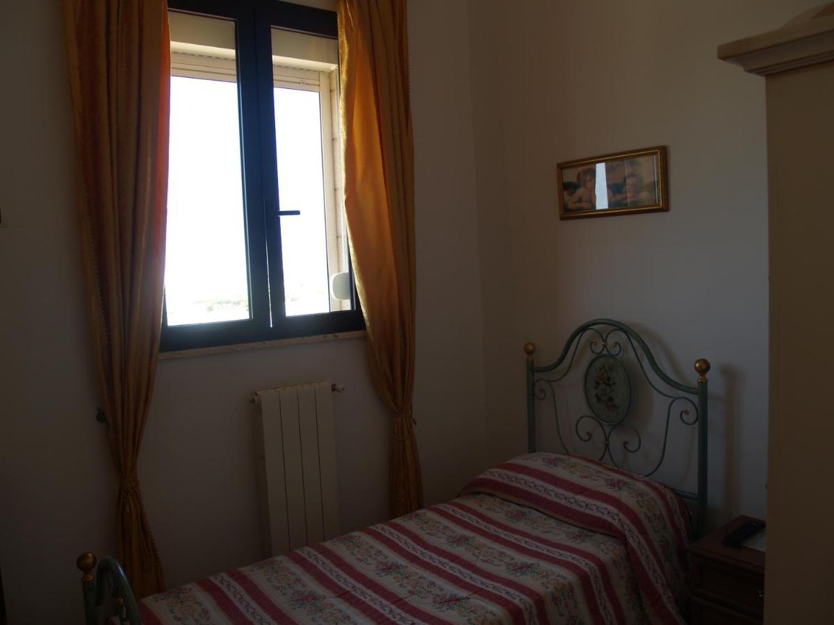 Sogni D'Oro Bed & Breakfast Grottaglie Bagian luar foto